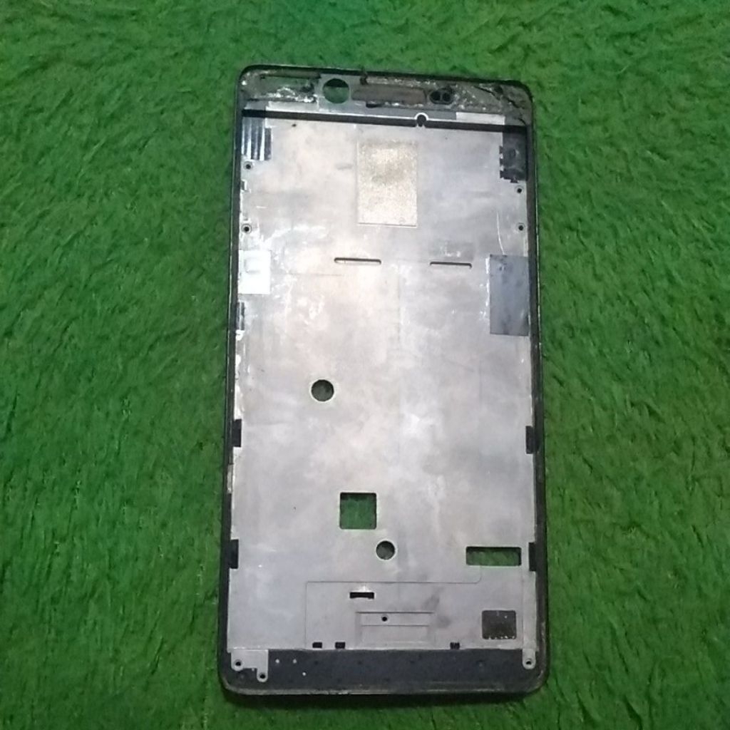 frame tulangan tatakan lcd lenovo a6000 ory copotan