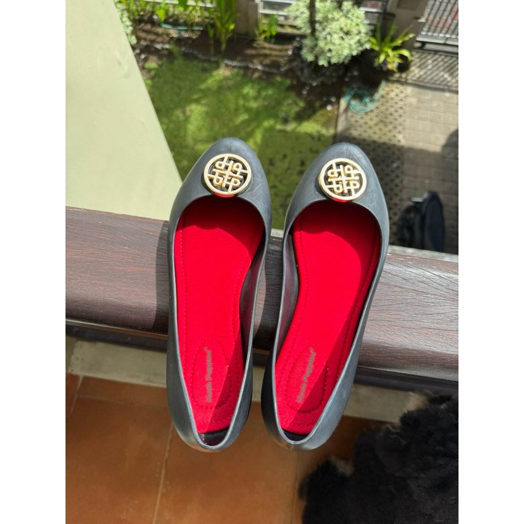 PRELOVED HUSH PUPPIES FLAT SHOES