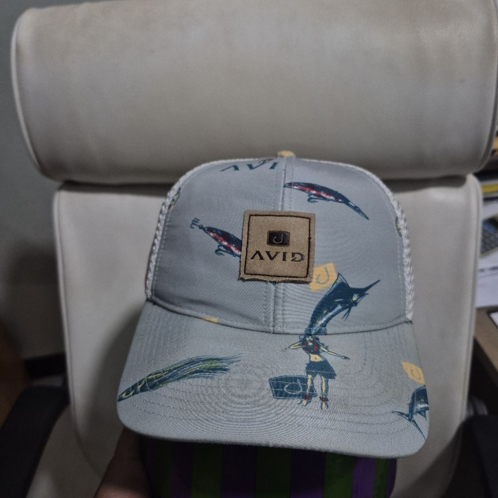 Topi Fishing Avid original