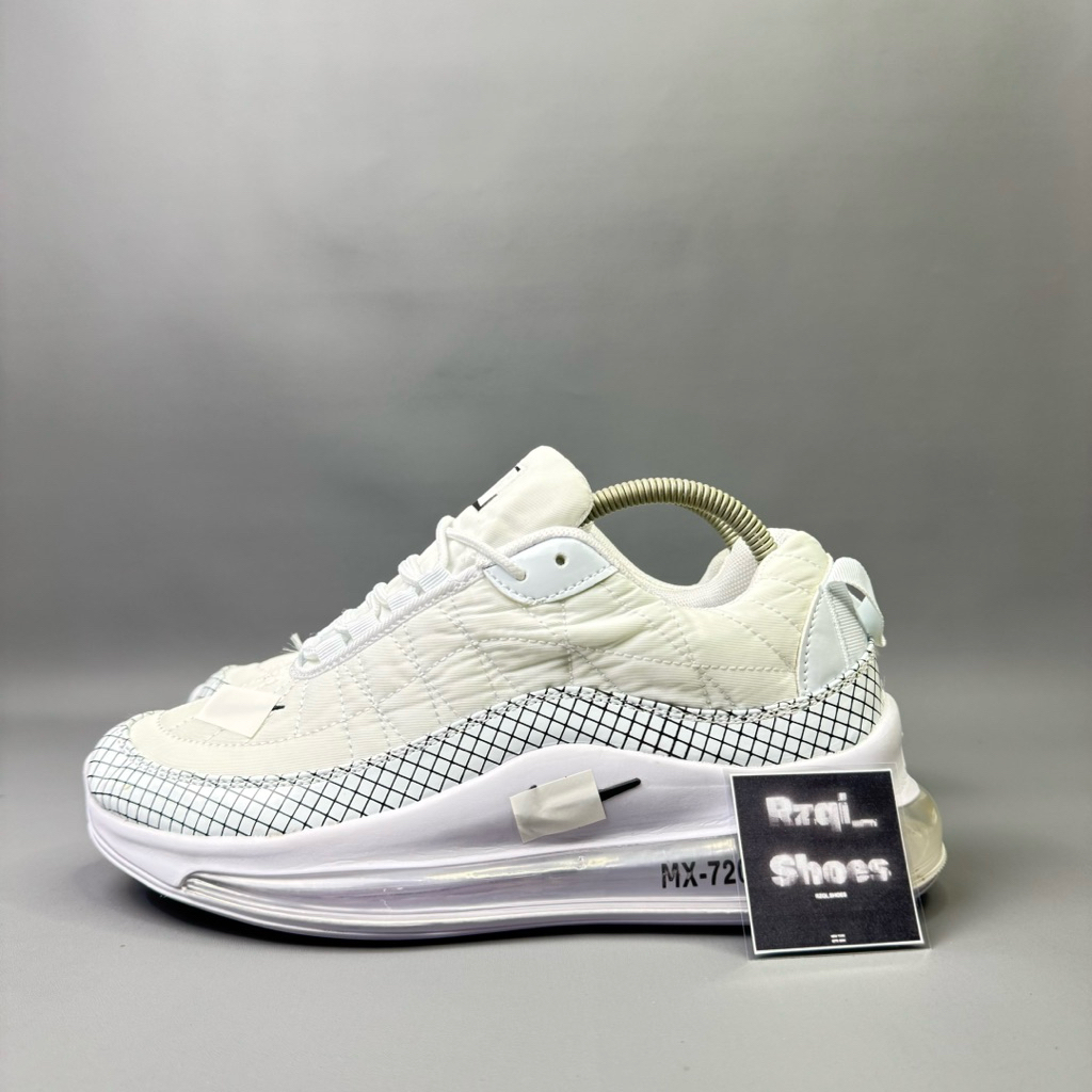 SEPATU SNEAKERS AR MX 720-818 TERLARIS