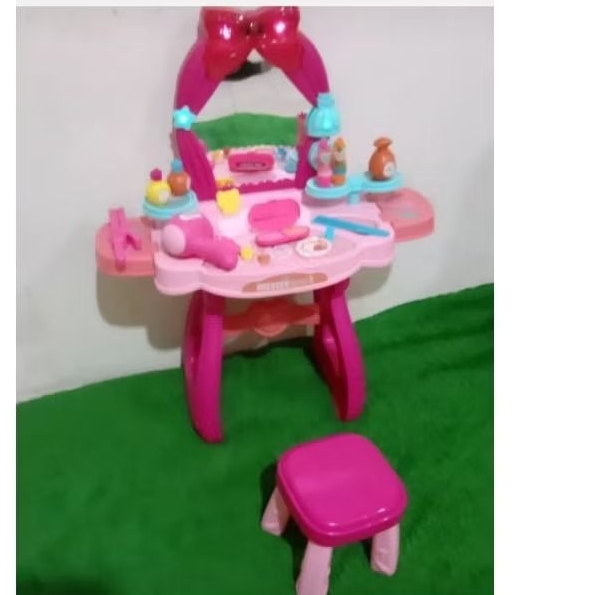 mainan meja rias anak preloved