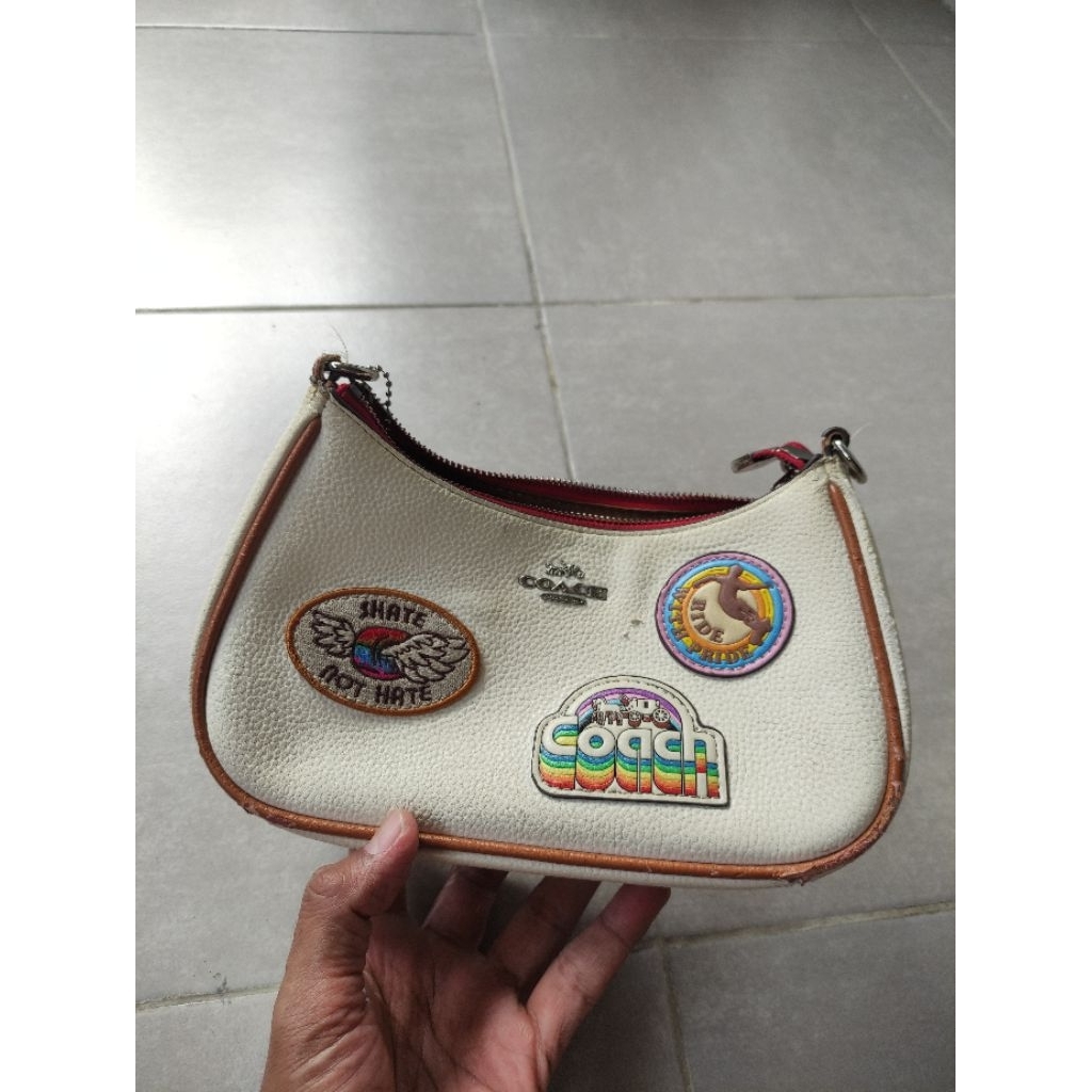 Tas wanita Coach teri shoulder bag CJ 604 with patches original preloved