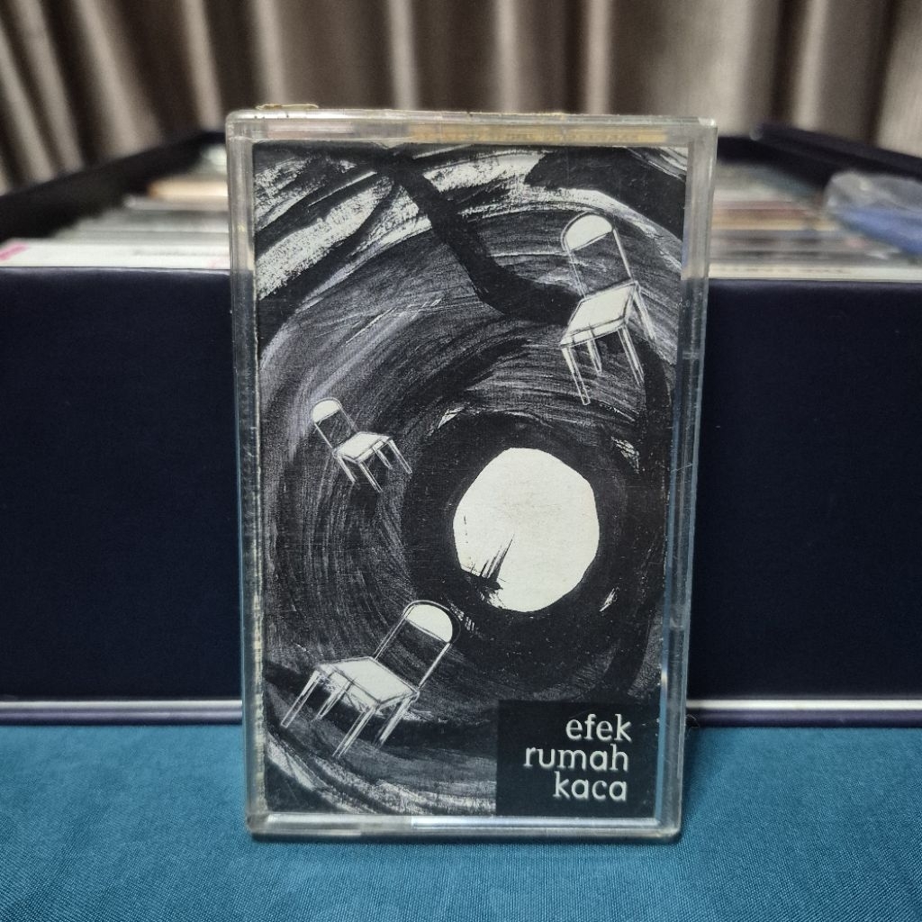kaset pita efek rumah kaca erk self titled signed