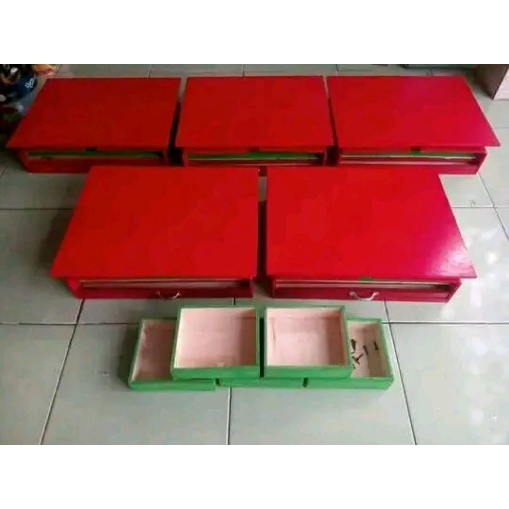 PEGUPON LIPAT MERPATI