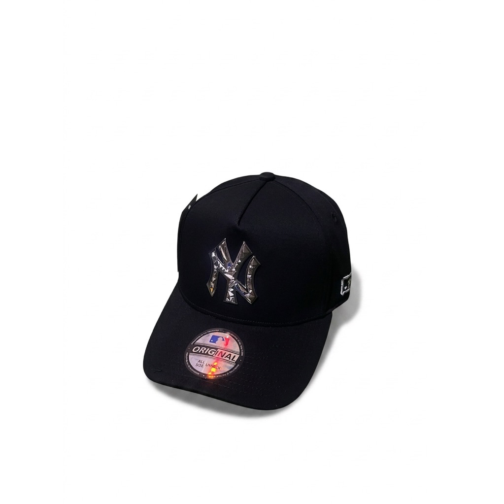 NY Silver Logo Plat Besi Diamond Bahan Hitam Tag MLB