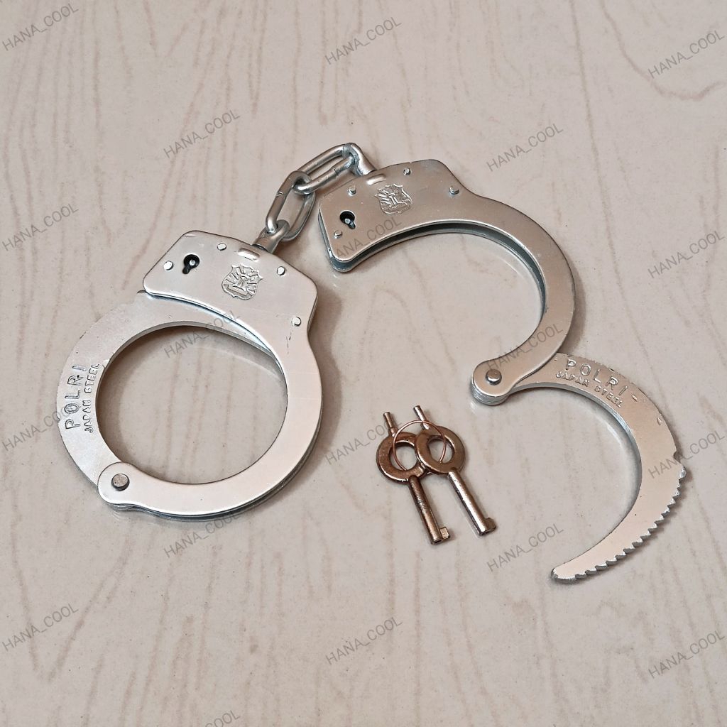set borgol tangan+kunci dan sarung borgol