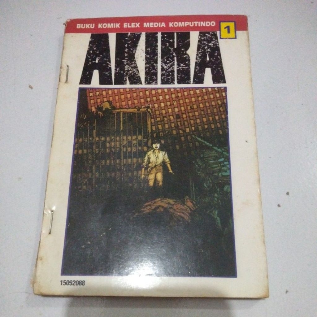 Komik Katsuhiro Otomo Akira