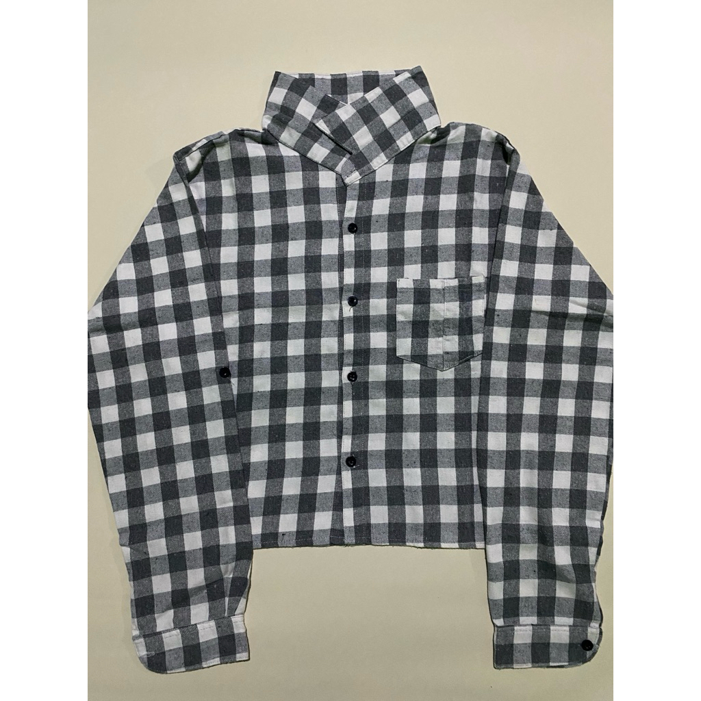kemeja crop kotak kotak