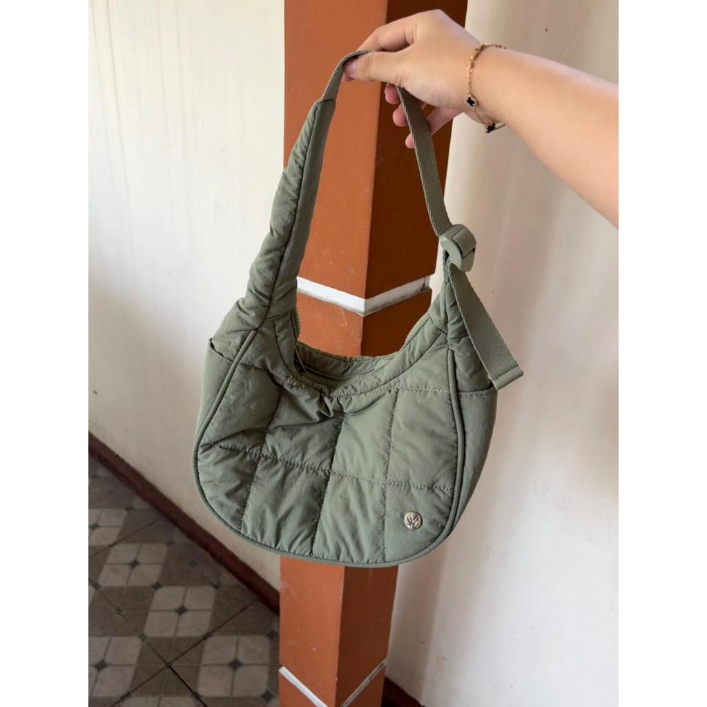 Preloved Tas Wanita Puffer Bag Sage Green