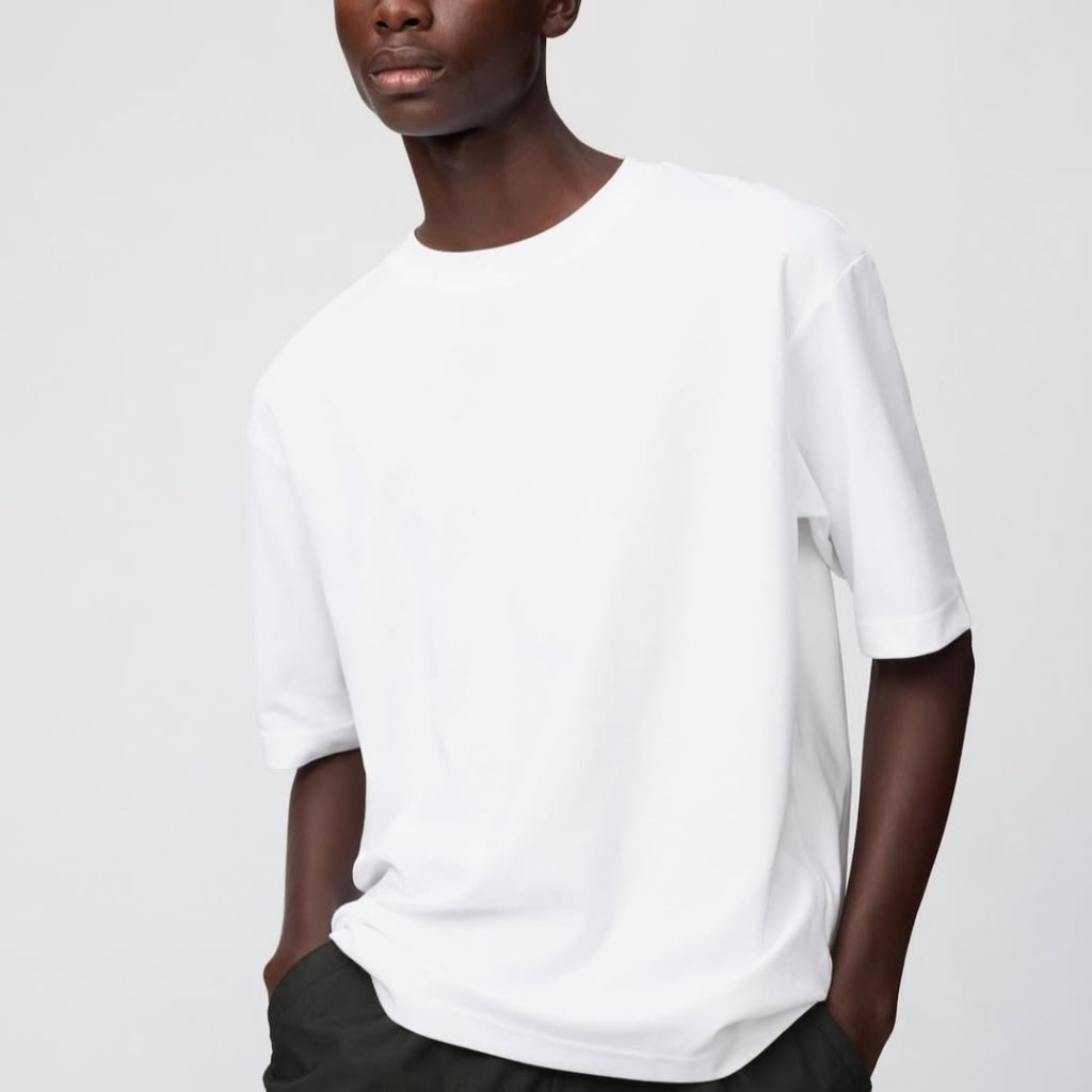 UNIQLO AIRISM TSHIRT WHITE