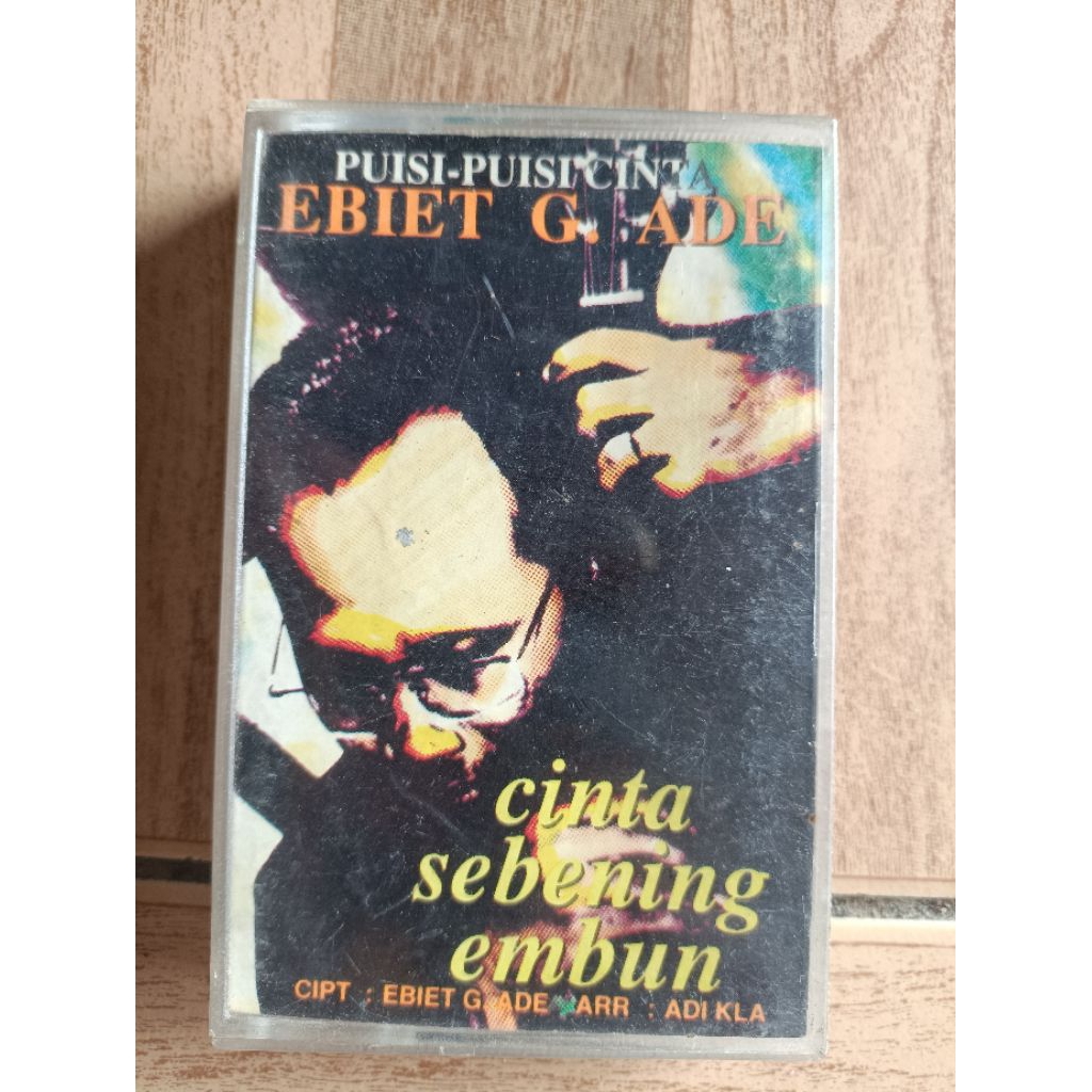 kaset pita puisi puisi cinta EBIET G ADE "cinta sebening embun"