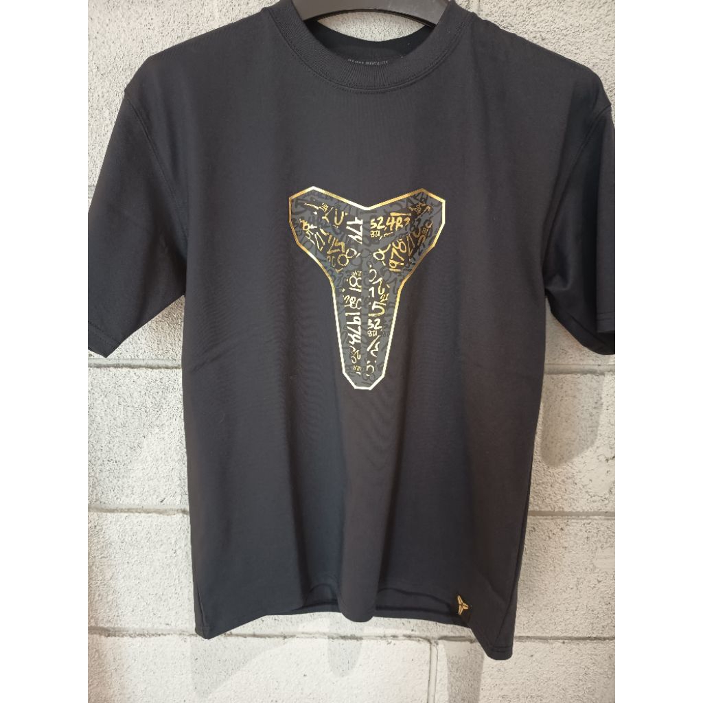 nike kobe mamba day shirt