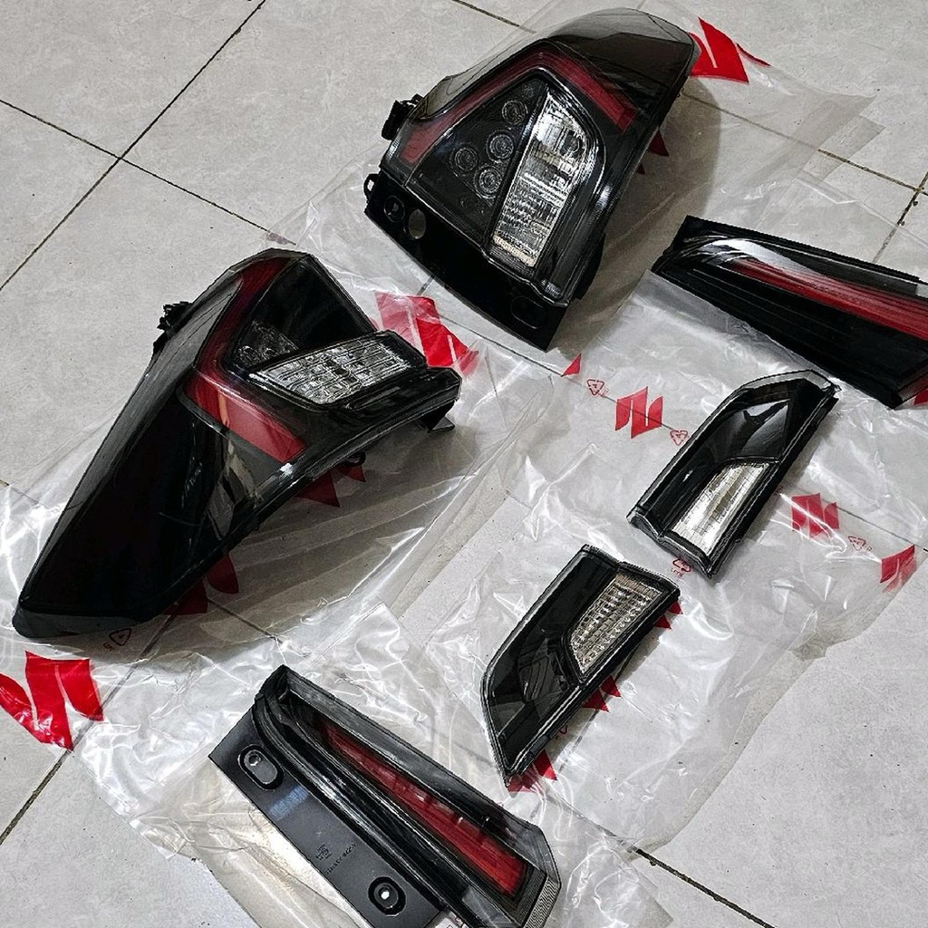 Stoplamp XL7 Kuro / Stoplamp All New Ertiga Original Suzuki SGP