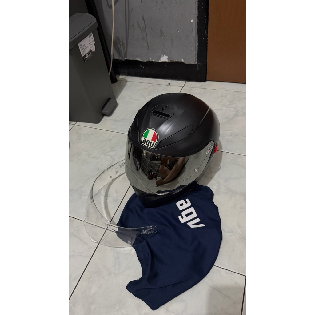 AGV K3SV BLACK DOFF L ASIA SECOND 95%