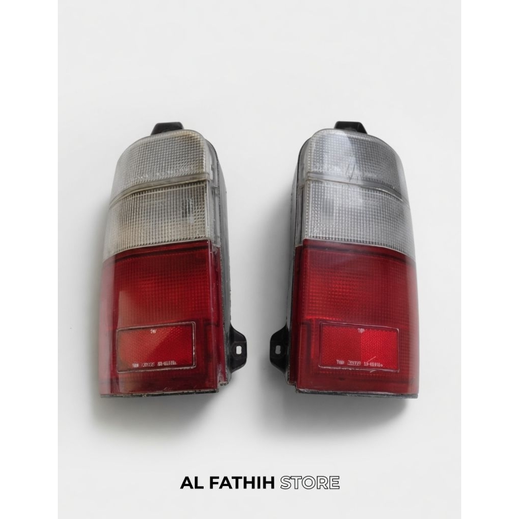Stoplamp belakang Kijang kapsul 2000 2001 2002 ori