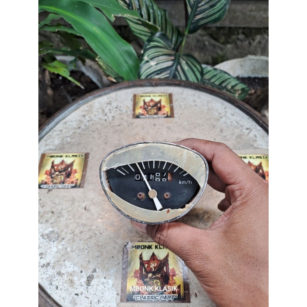 speedometer kerang vespa super sprint LAWASAN speedometer vespa super sprint spidometer vespa super 