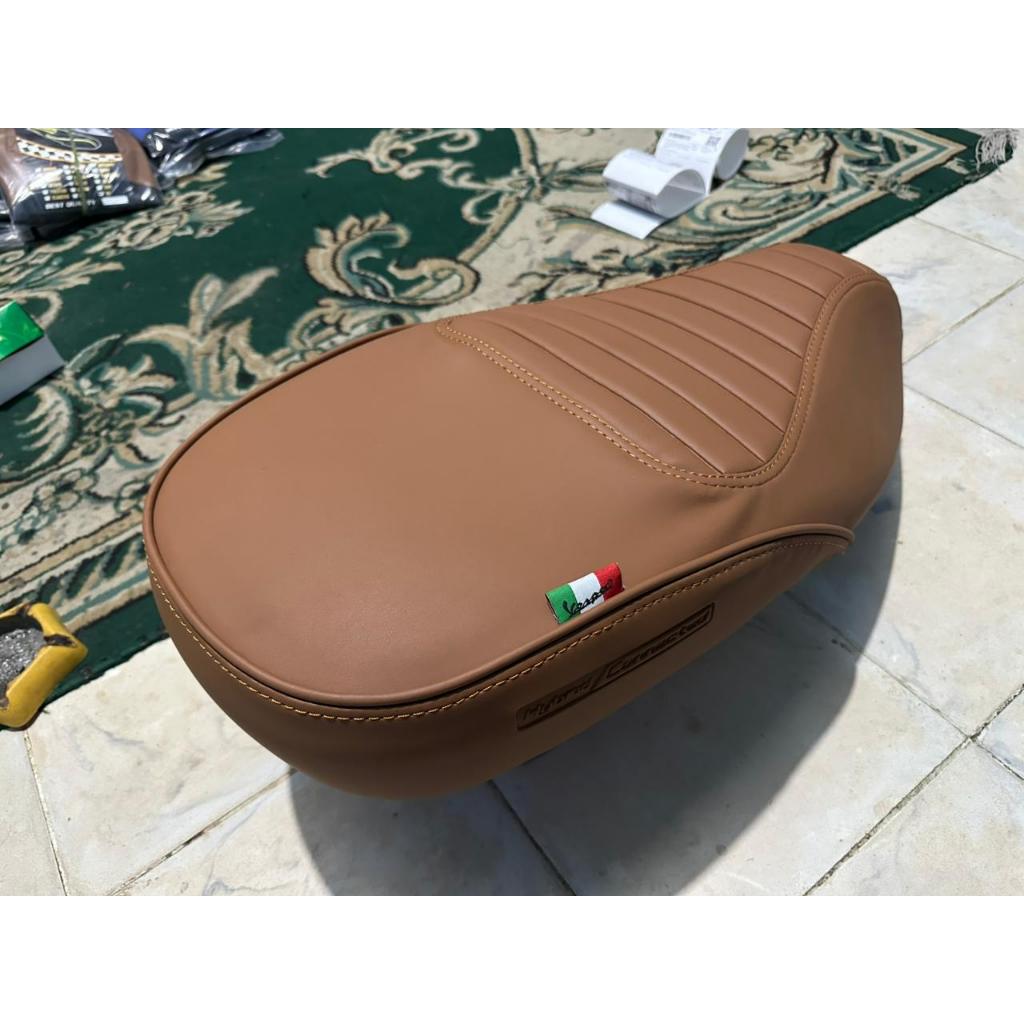 SARUNG JOK MOTOR VESPA LISTRIK #VESPAELECTRIC #UWINFLY #SEPEDALISTRIK