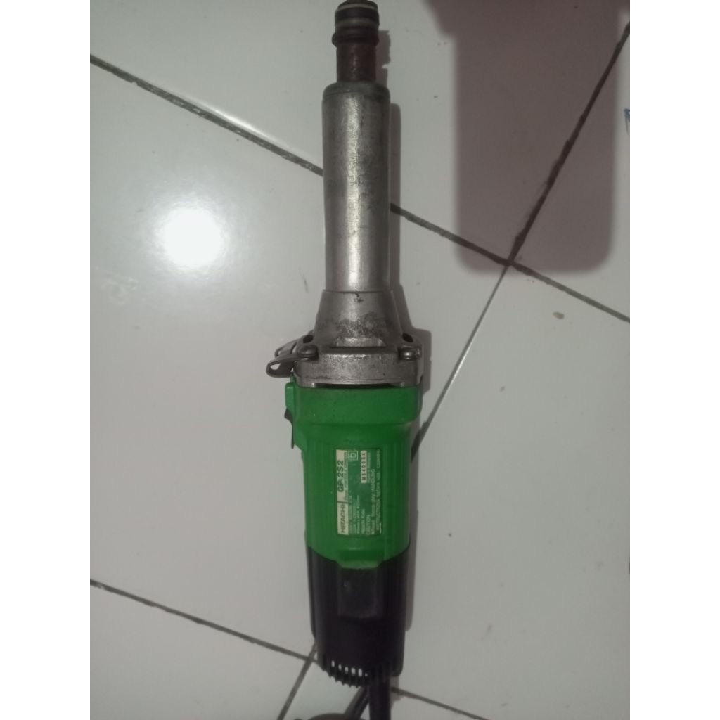 grinda  cuner hitachi kondisi seken normal tinggal pakai