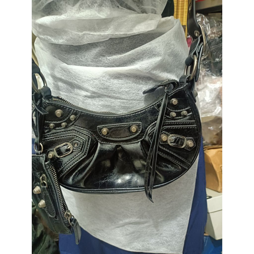 BALEN Le Cagole XS Hitam