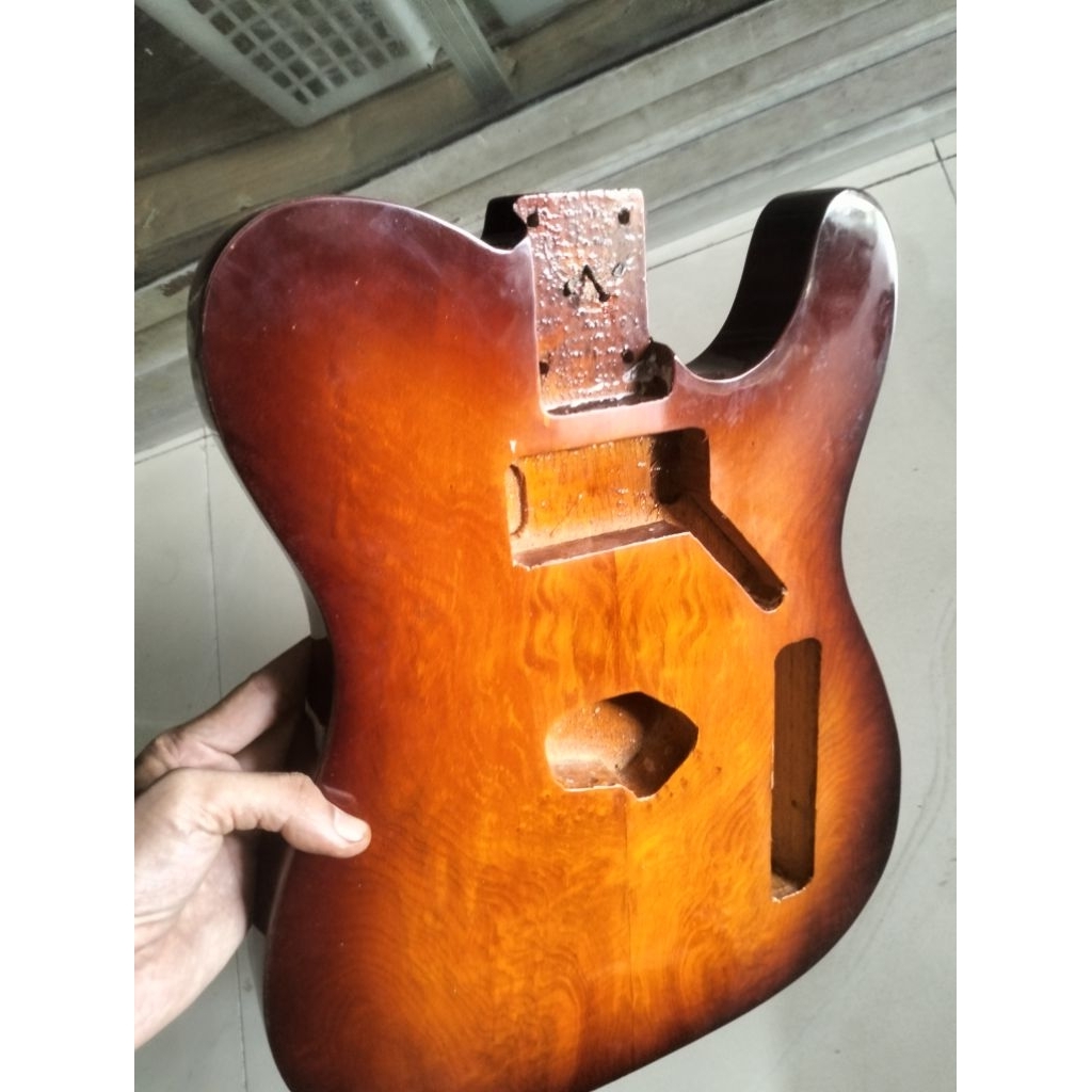 Body Gitar fender telecaster sudah finishing cet