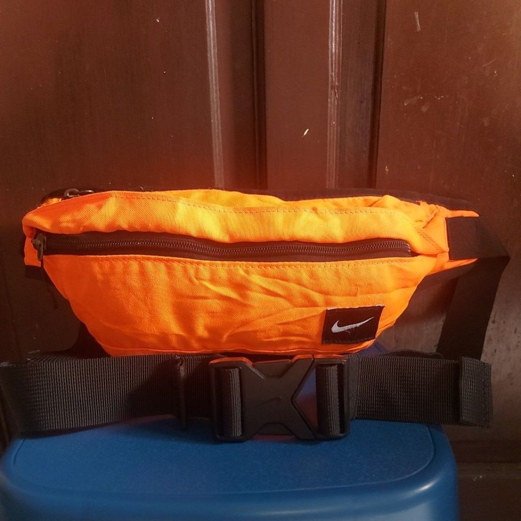 WB/tas pinggang brand Preloved