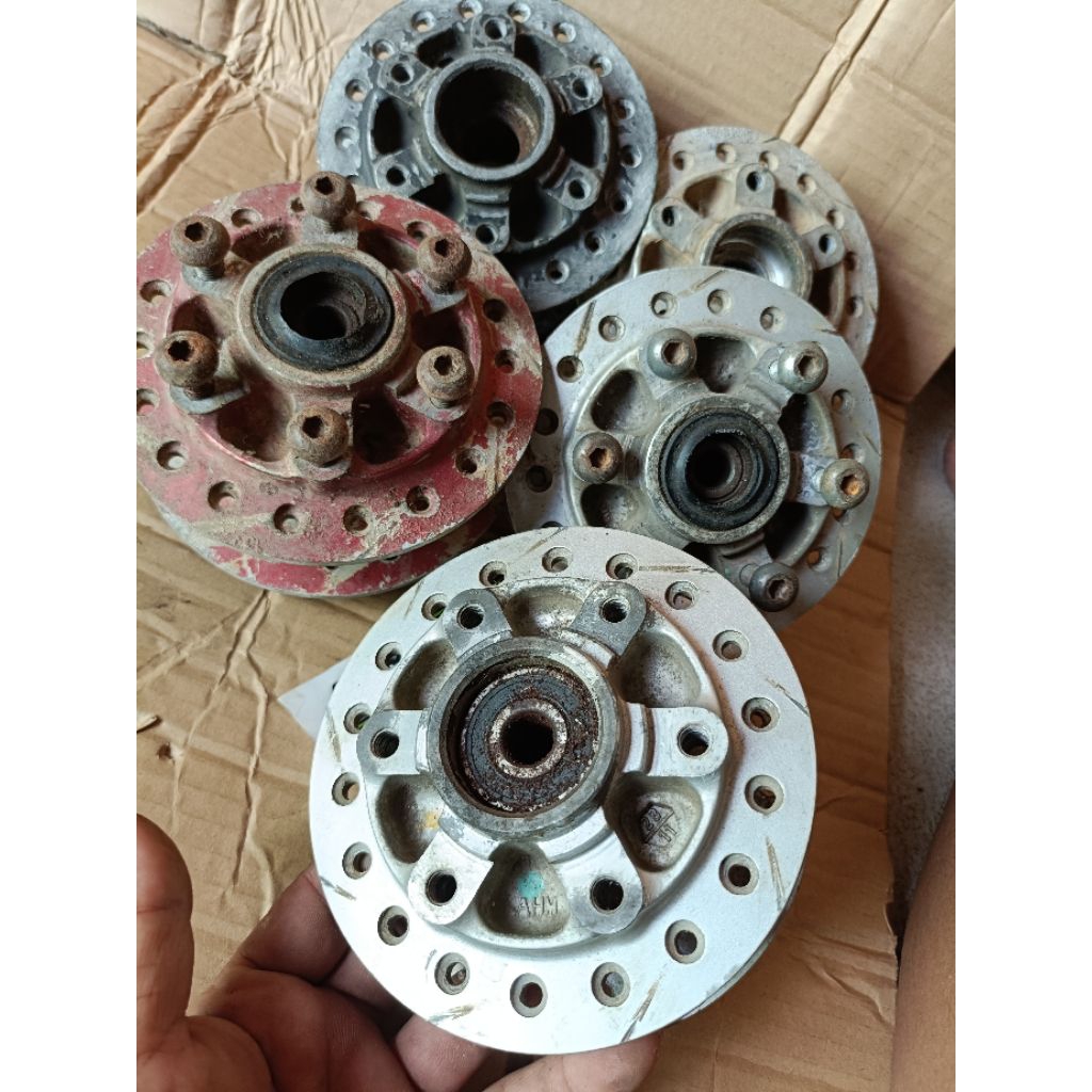 Tromol depan Honda Tiger revo original