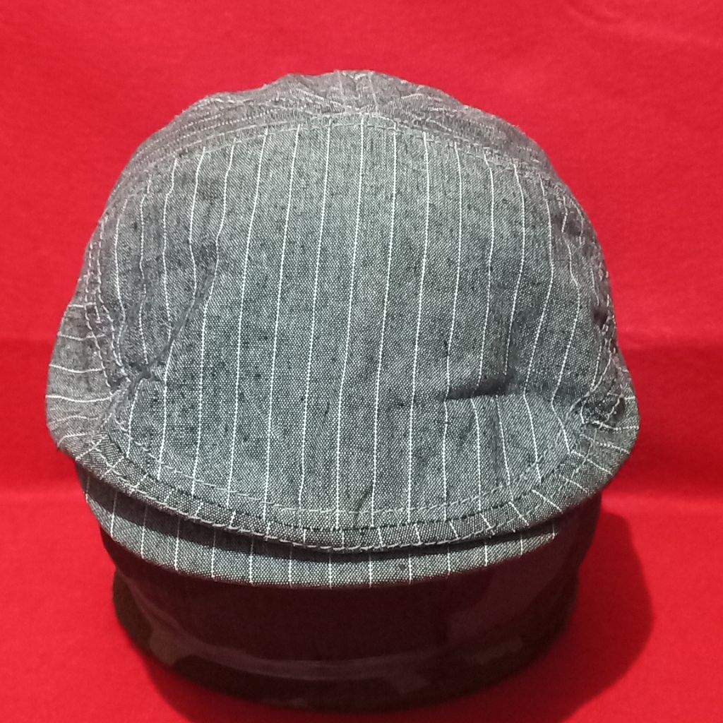 Topi Second Flat Cap Copet Preloved 89
