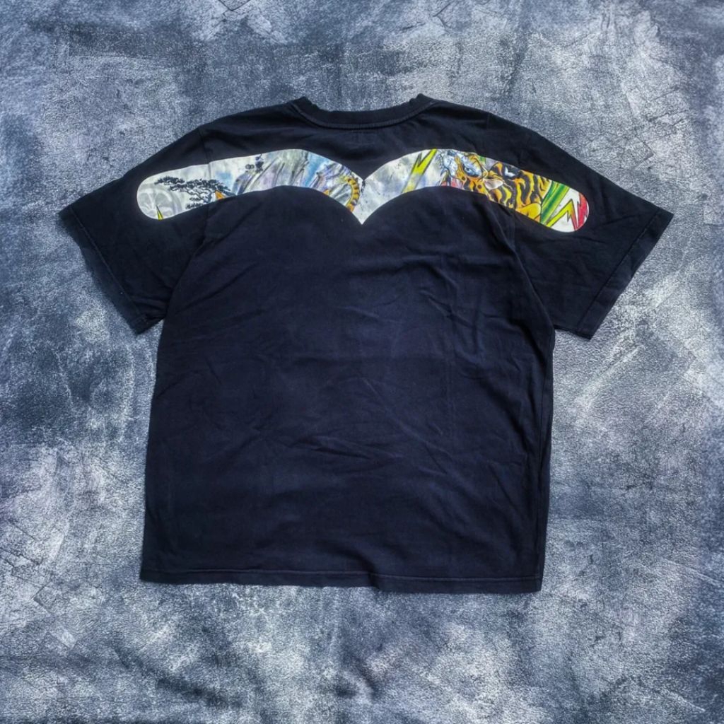 Kaos Evisu Hitam