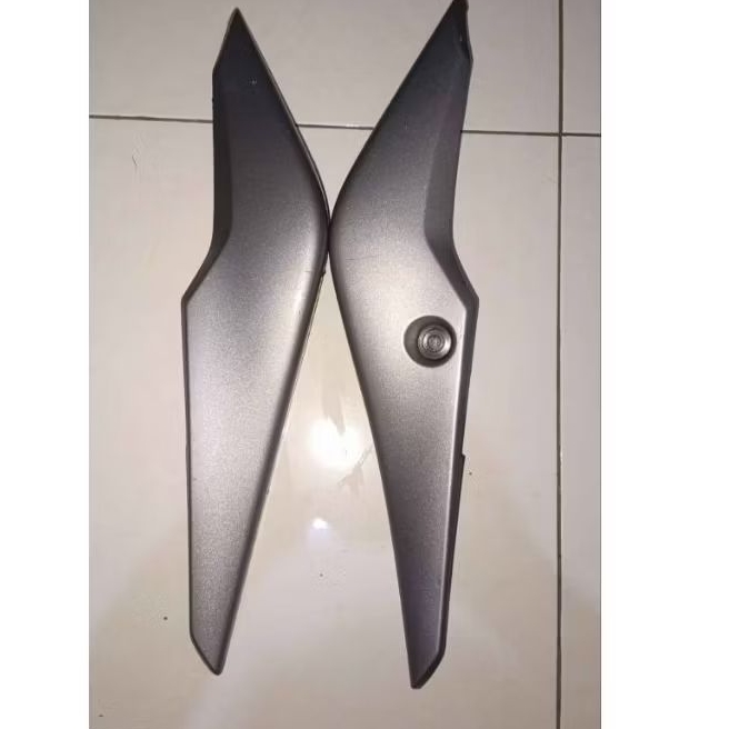 Body Samping Belakang CBR 250R CBU Thailand