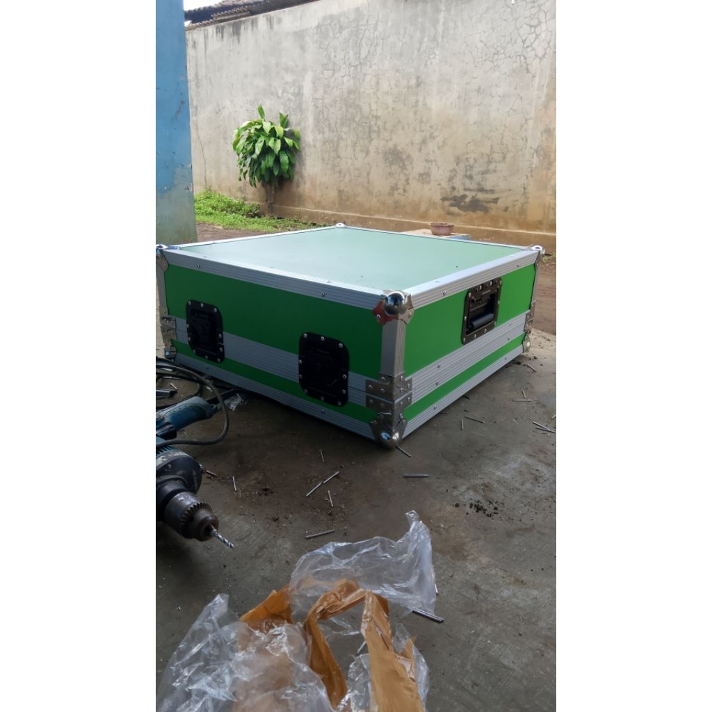 Bok Hardcase mixer Ashley V12FX