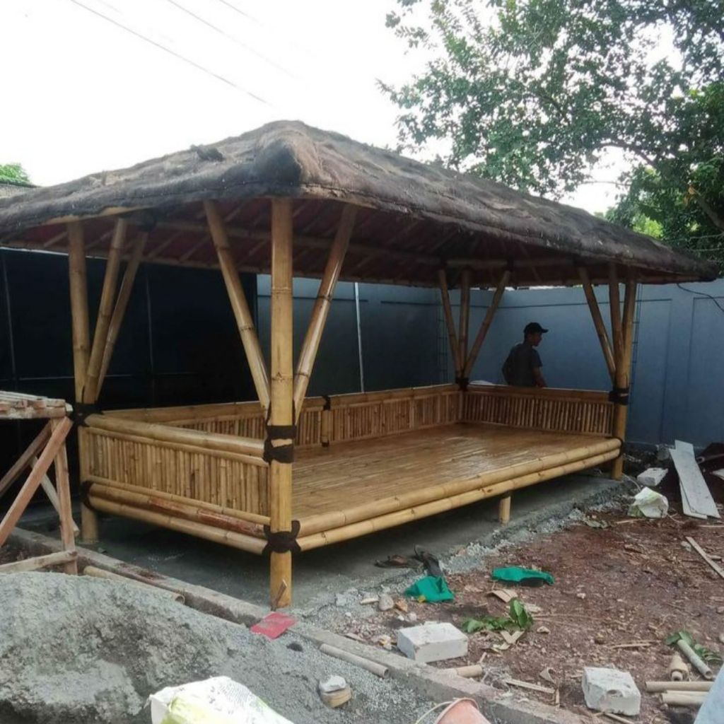 saung gazebo bambu atap ijuk, ukuran 2x5 meter