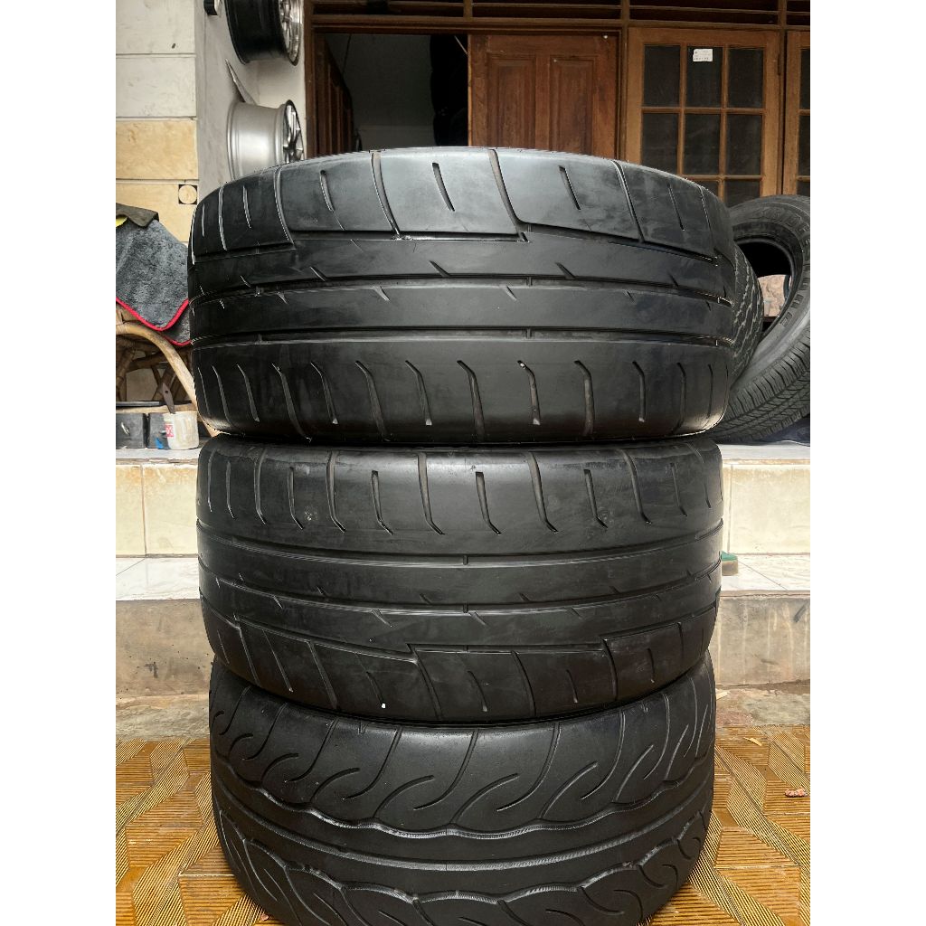 Ban GT Radial Champiro SX2 245 40 r18 2Pcs