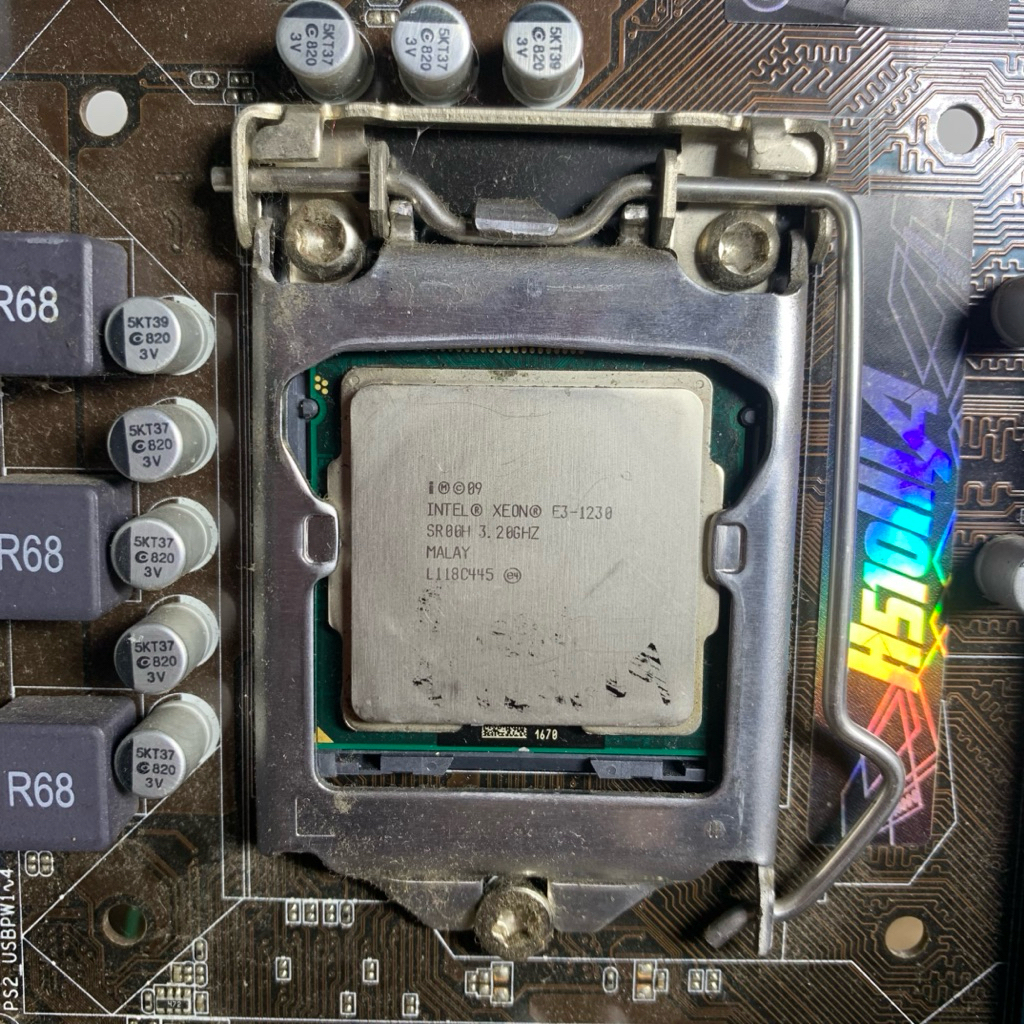 Intel xeon e3 1230 second
