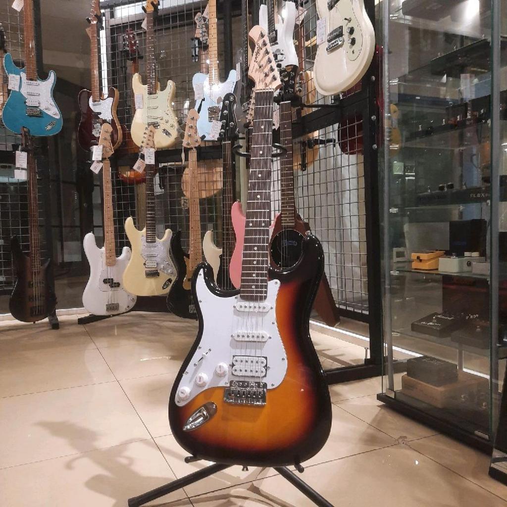 Aria Pro II STG-004/L Lefthanded Electric Guitar 3TS