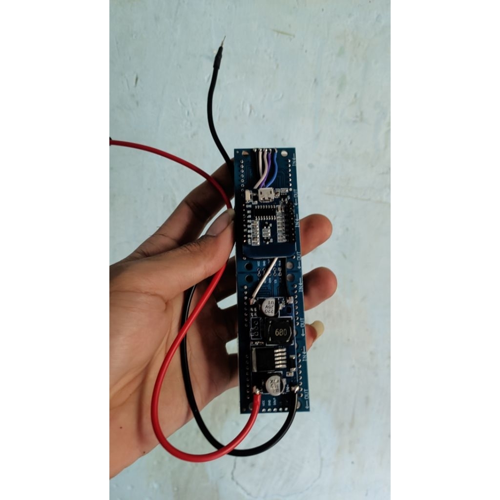 lampu rem teks animasi / running teks animasi motor mobil / stoplamp lazy teks animasi