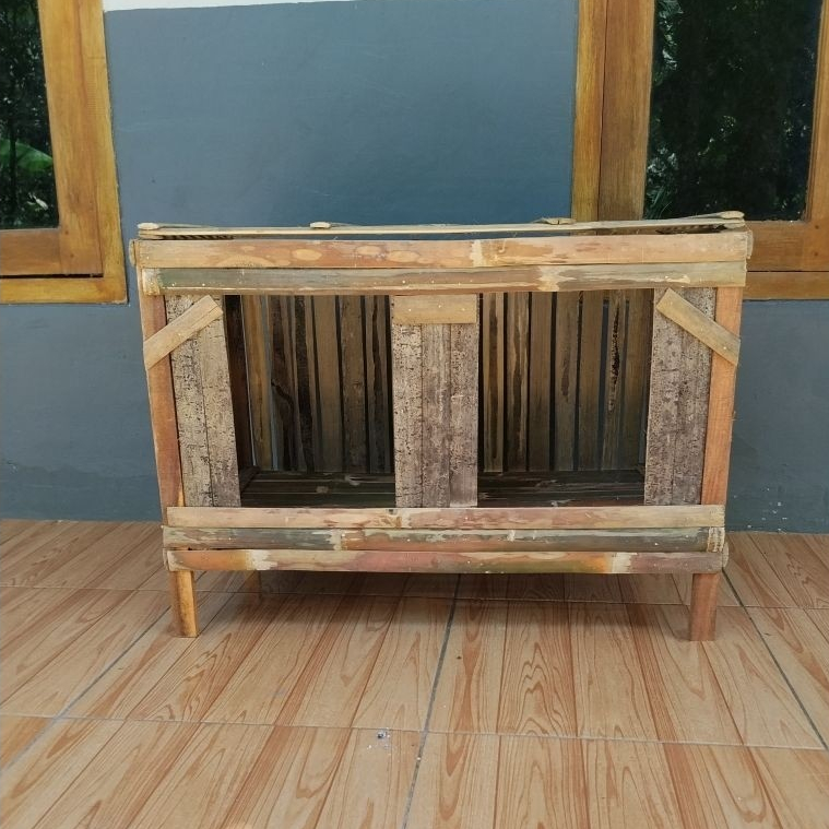 Tarangan Ayam 2 Kamar Tempat Bertelur Bambu / Kandang Bertelur Ayam / Tempat Angrem Ayam Portable