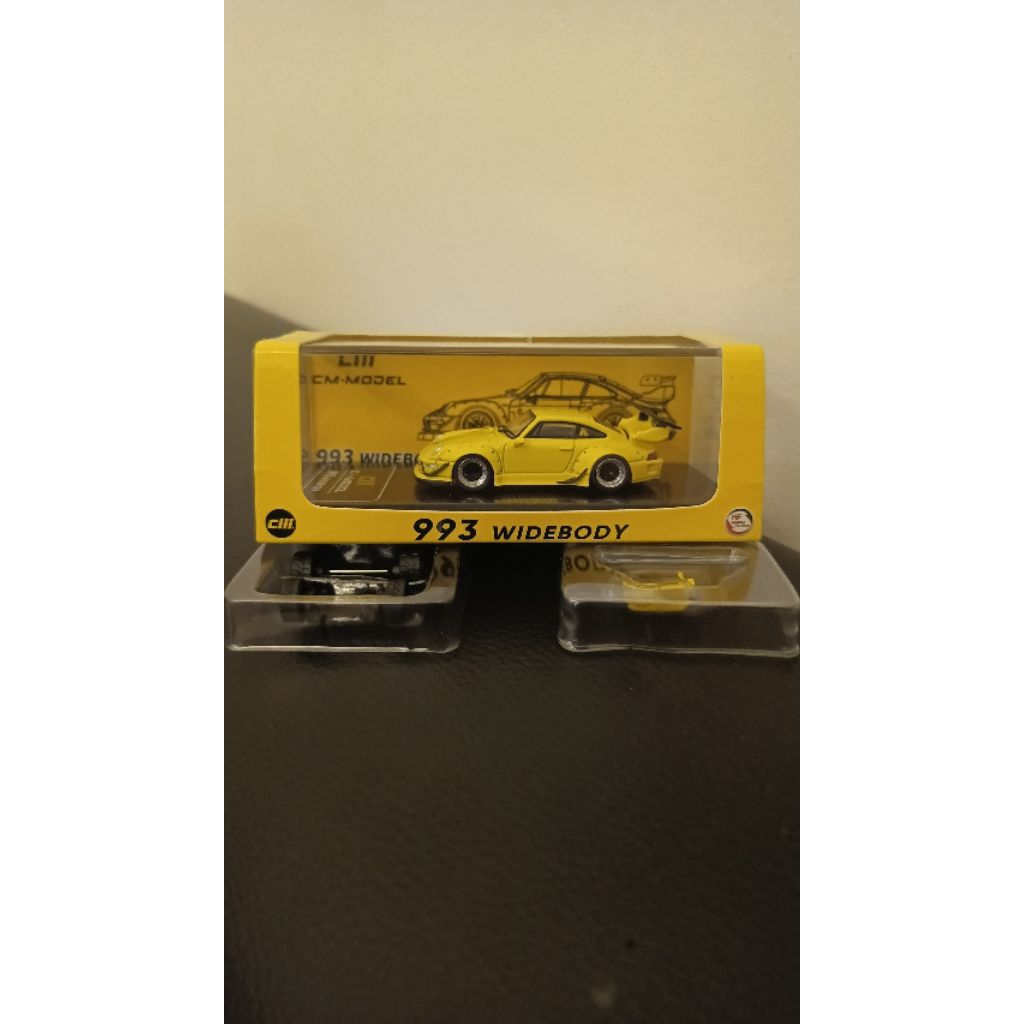 cm model porsche 993 wide body yellow unseald
