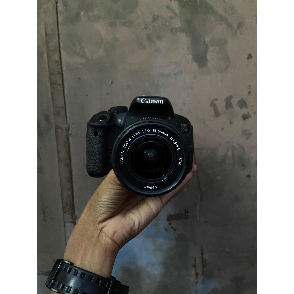 Canon EOS 700D Kamera DSLR Second Lengkap Siap Pakai
