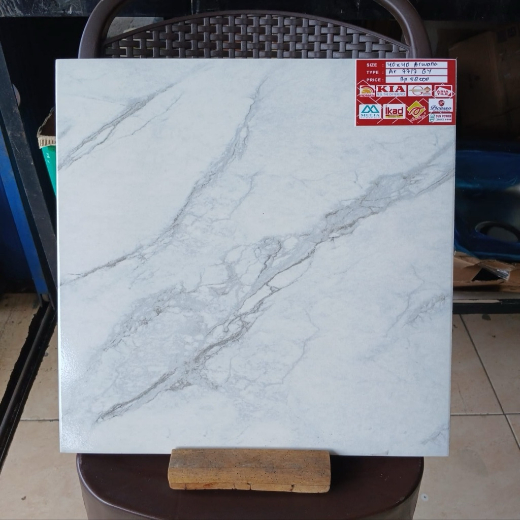Keramik lantai 40x40 | arwana