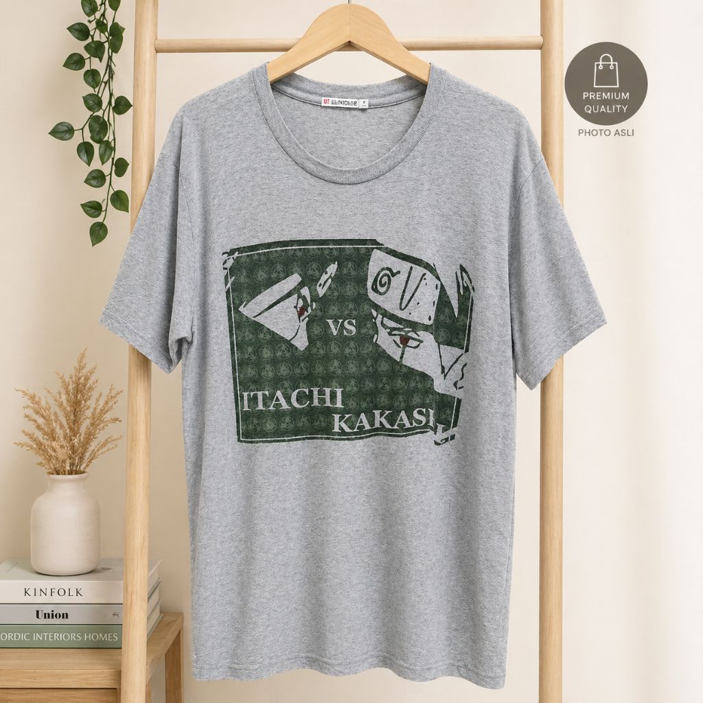 Kaos uniqlo naruto itachi vs kakashi second original
