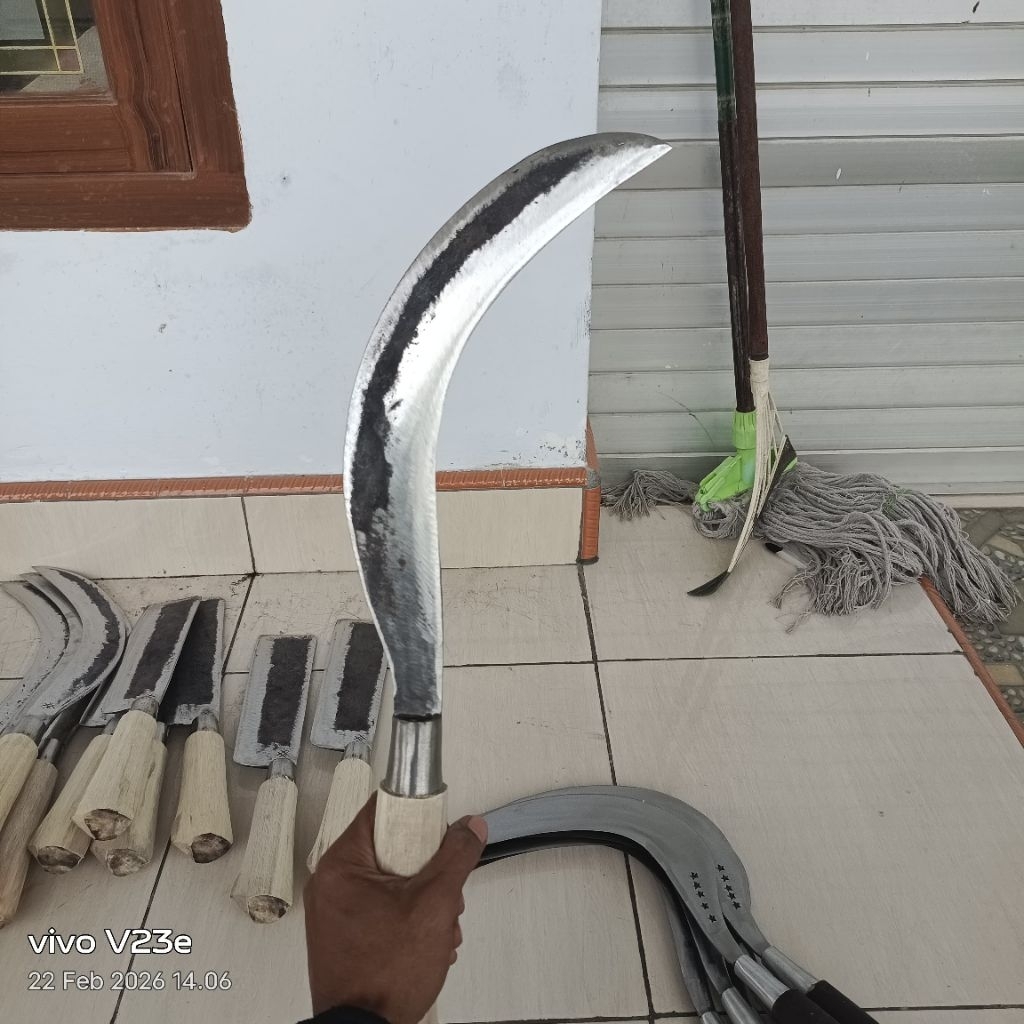 sabit ranting multifungsi khas madura