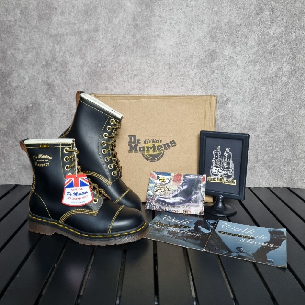 Dr Martens Cappers Black 6uk Made in England NEW BNWT Solovair Docmart