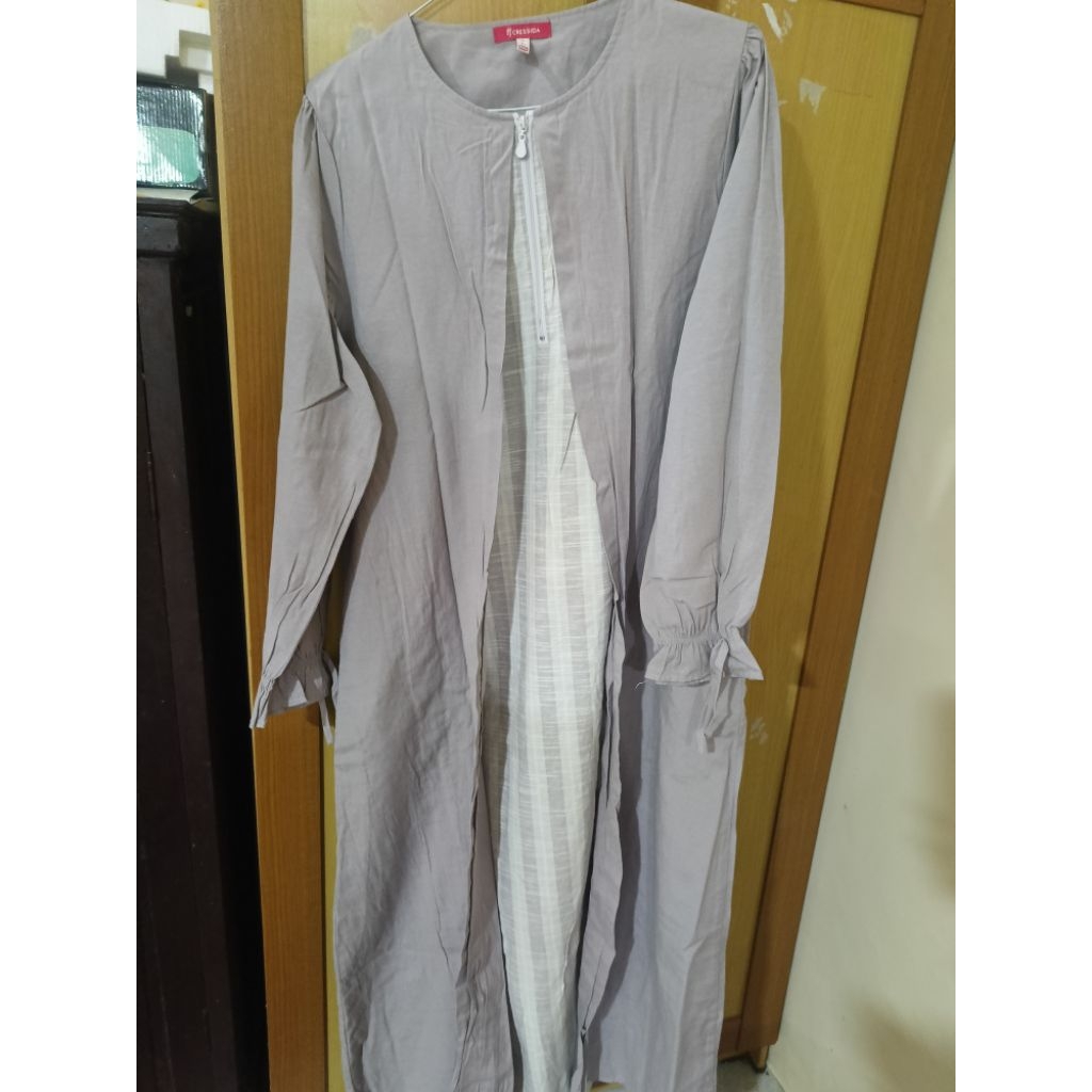 gamis Cressida like new
