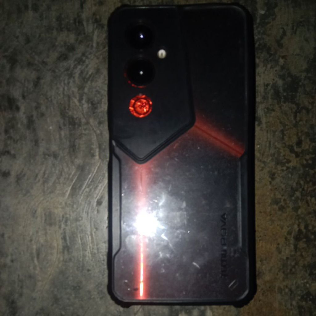 Asus ROG 5 second 8/256
