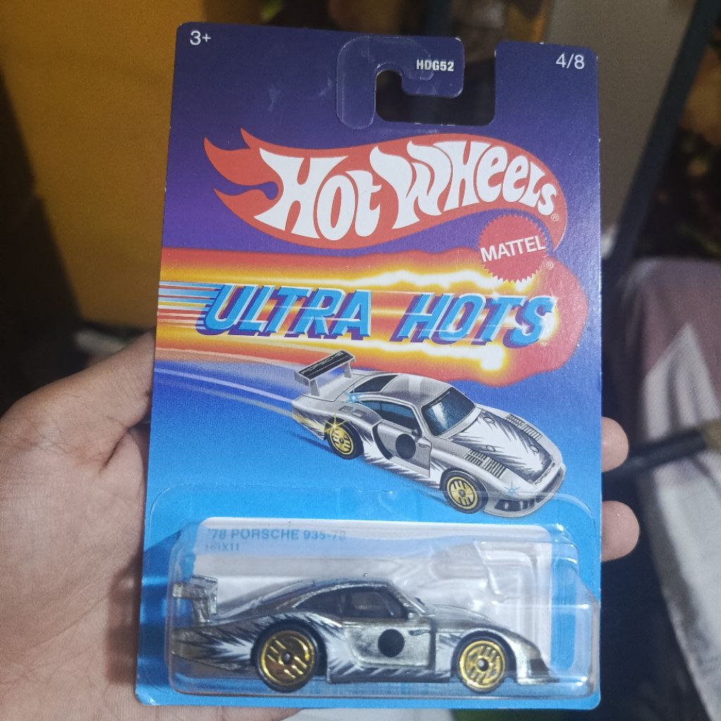 Hot wheels Porsche Ultra Hot + Neon Speeders