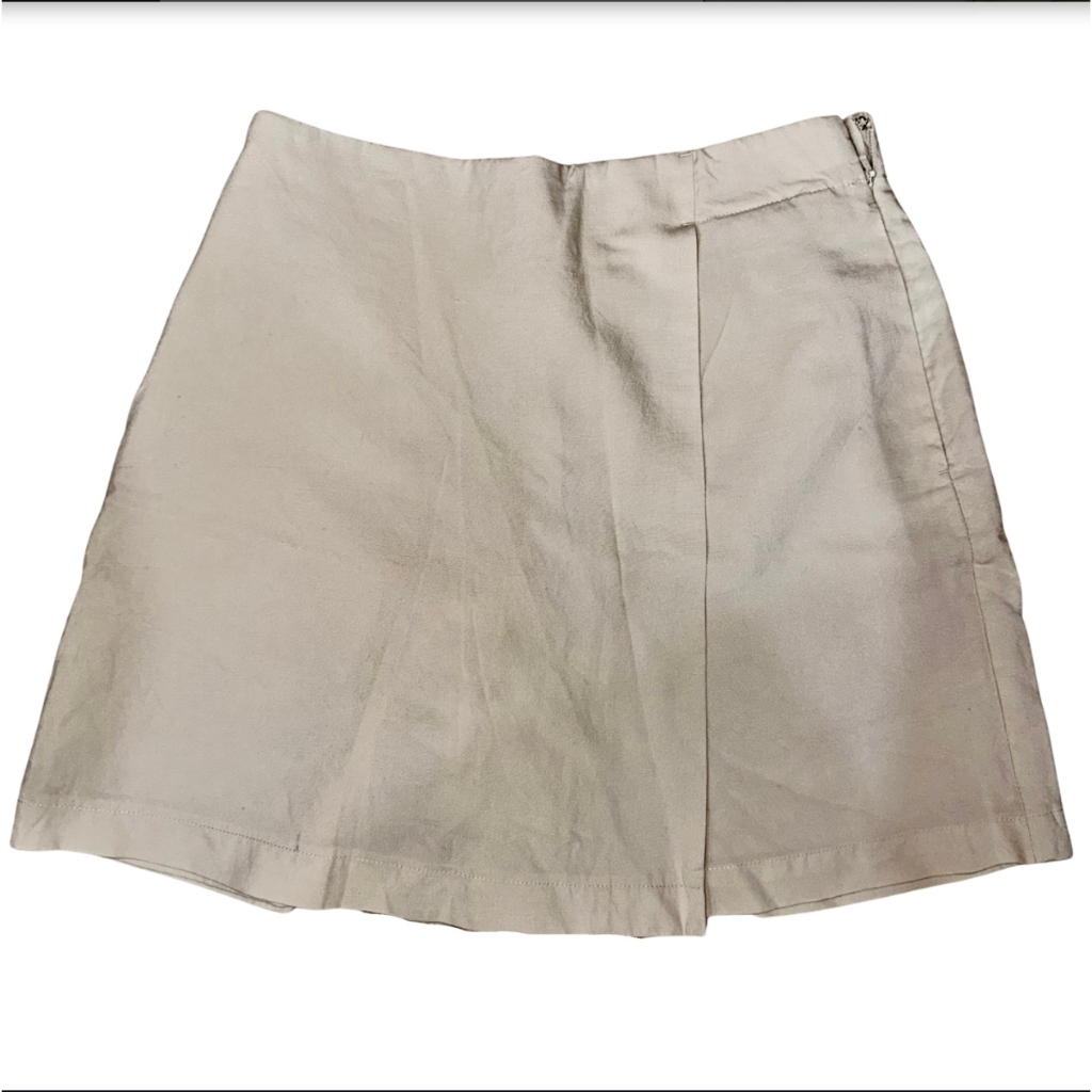 pre loved UNIQLO bawahan rok pendek cream