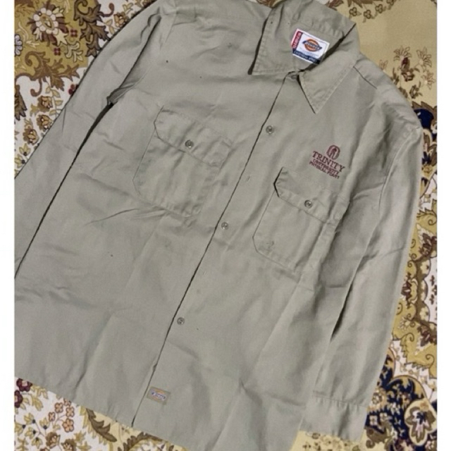 kemeja dickies beige