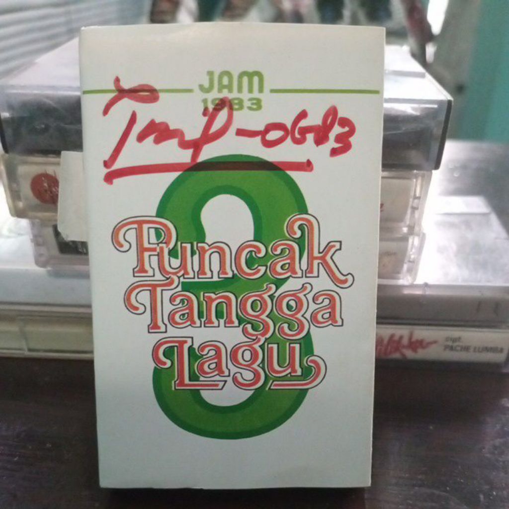 Kaset Puncak Tangga Lagu 1983