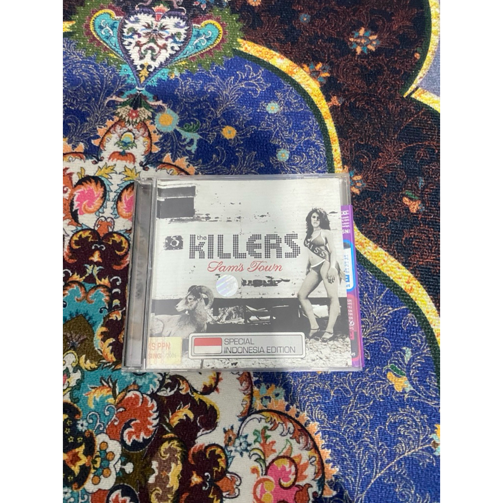 CD The Killers Famous town