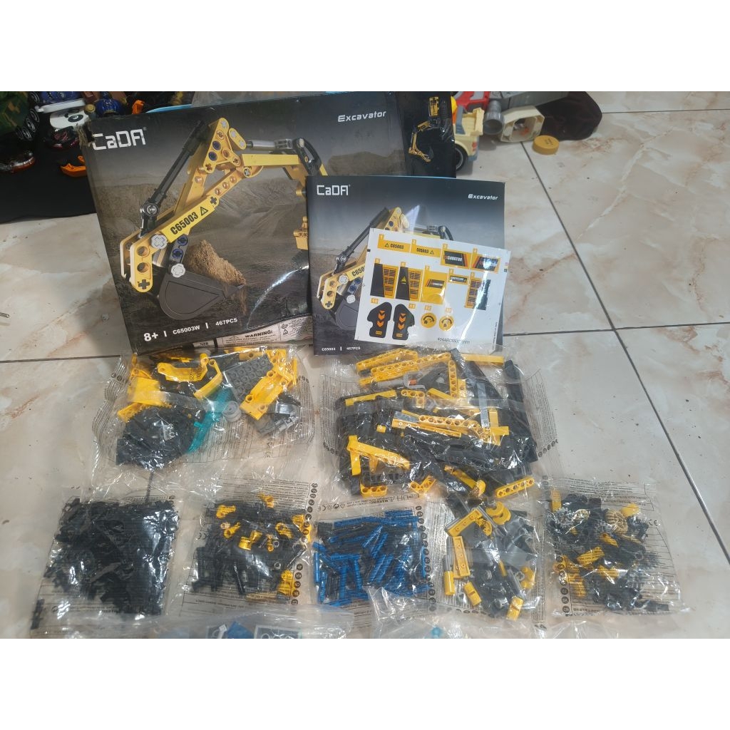 mainan anak lego kw segel minicraft dan excavator kondisi sesuai fhoto